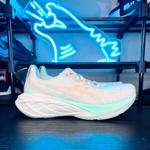 Asics Novablast 4 Wide Womens Running Gym Training Shoes Sneakers Beige Mint - 9